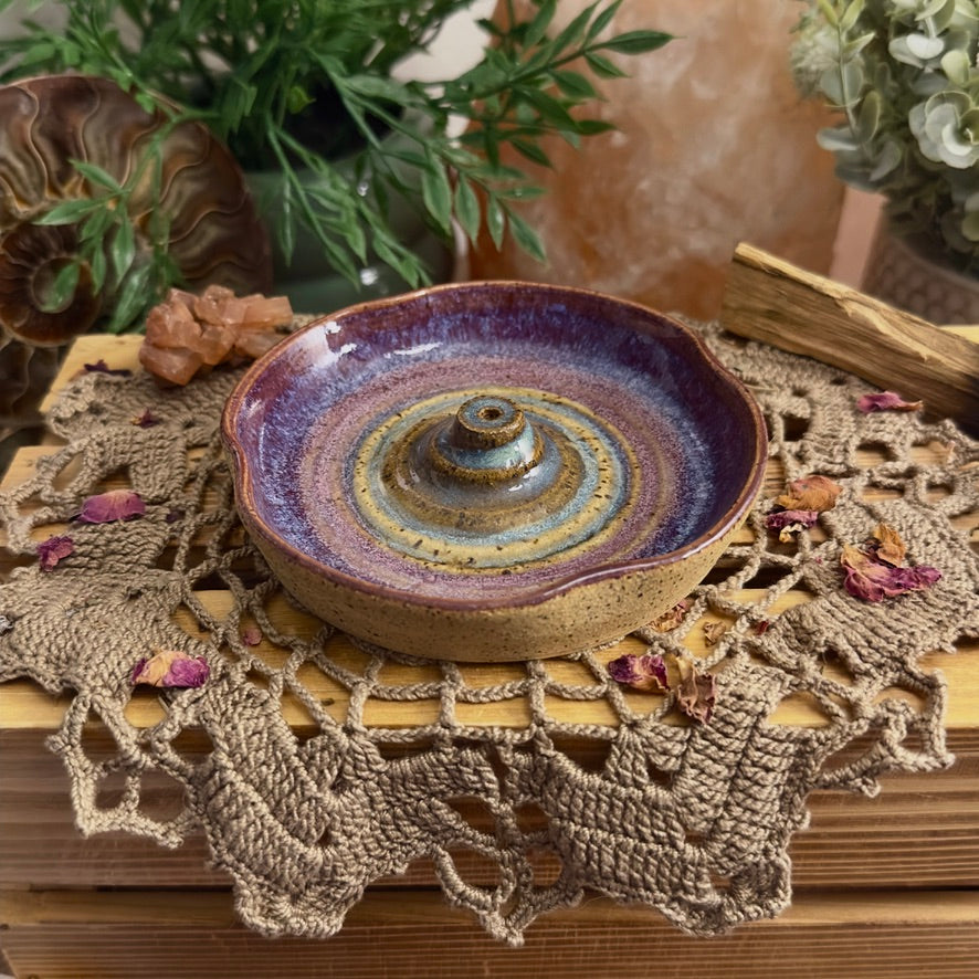 Nova - incense holder