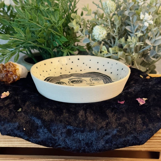 Duality of Self - bowl