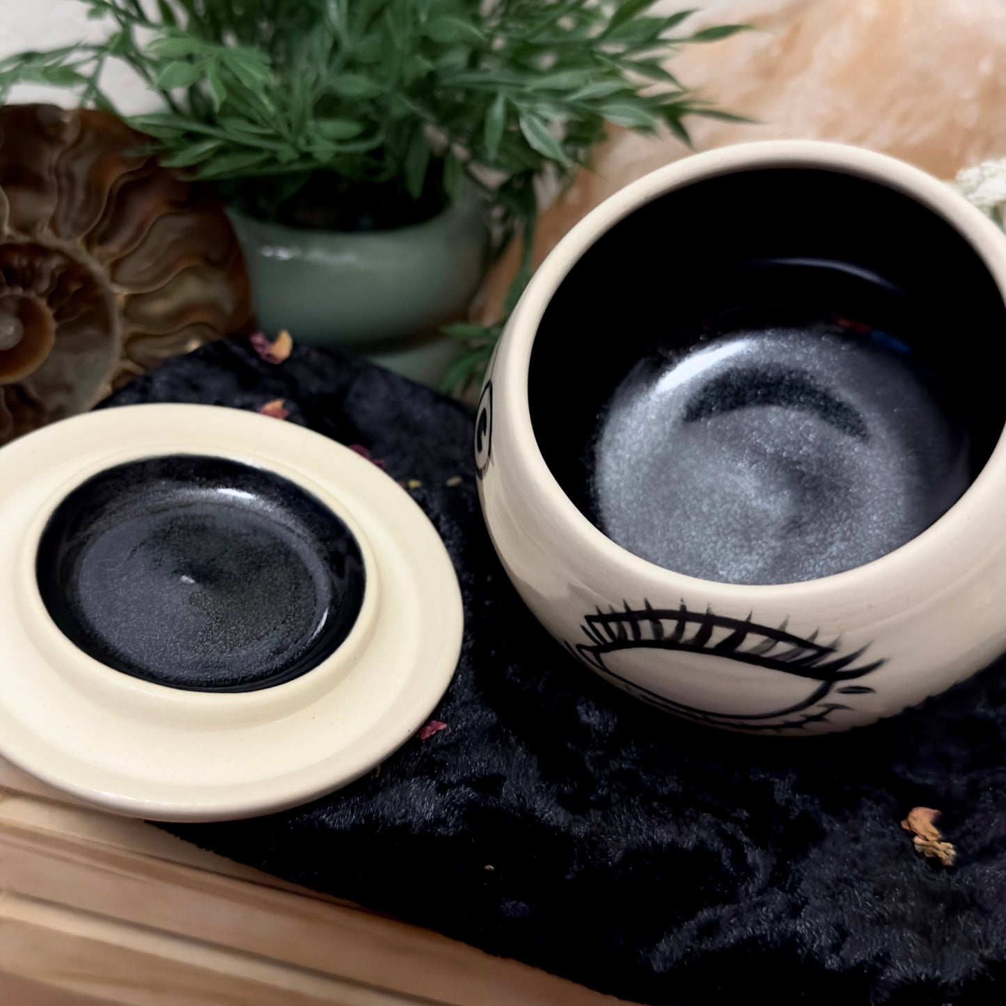 Eye Lidded Vessel