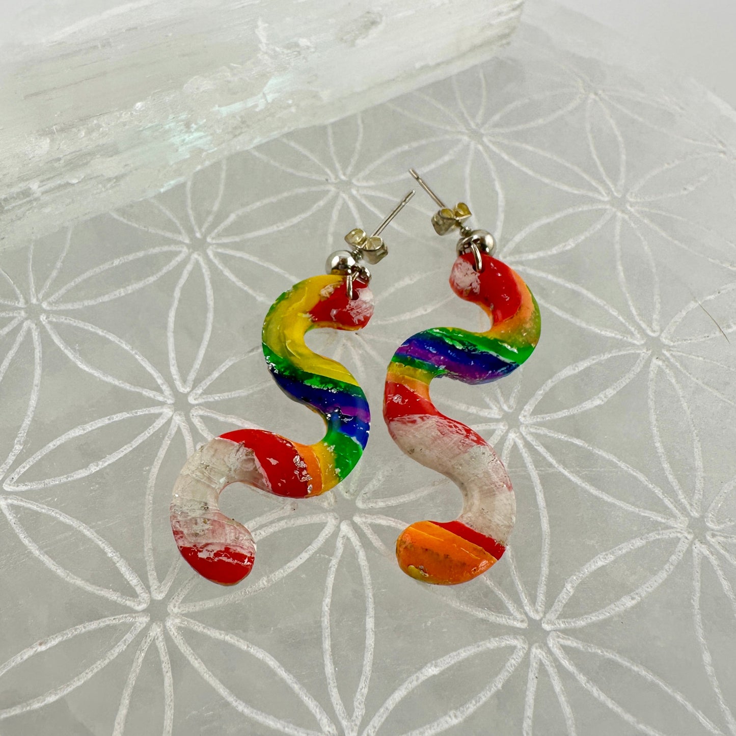 Rainbow Squiggles