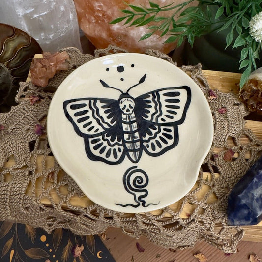 Memento Mori (3) - spoon rest