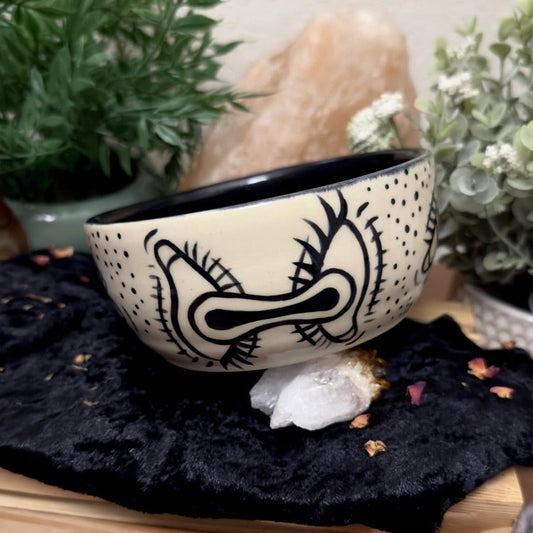 Ink & Earth - Eyeconic Vessel