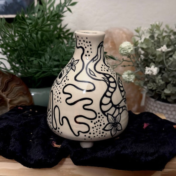 Ink & Earth - Cycle of Renewal Chimenea