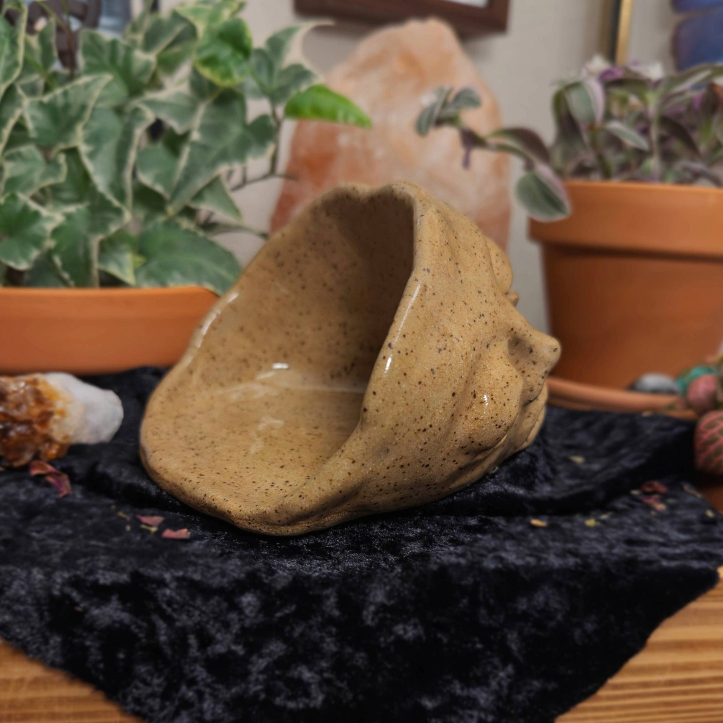 All Seeing - Divine Feminine Vessel